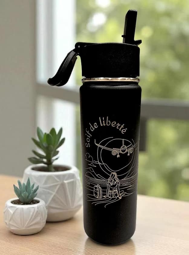 Bouteille d'eau isotherme 600ml- Deux bouchons